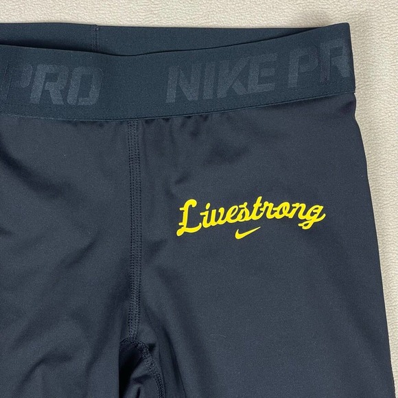 Nike Livestrong Womens S‎ Compression Tights Capri Length Black Athletic Fit - Picture 2 of 8
